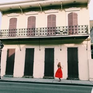 Meet your Posher, Delia